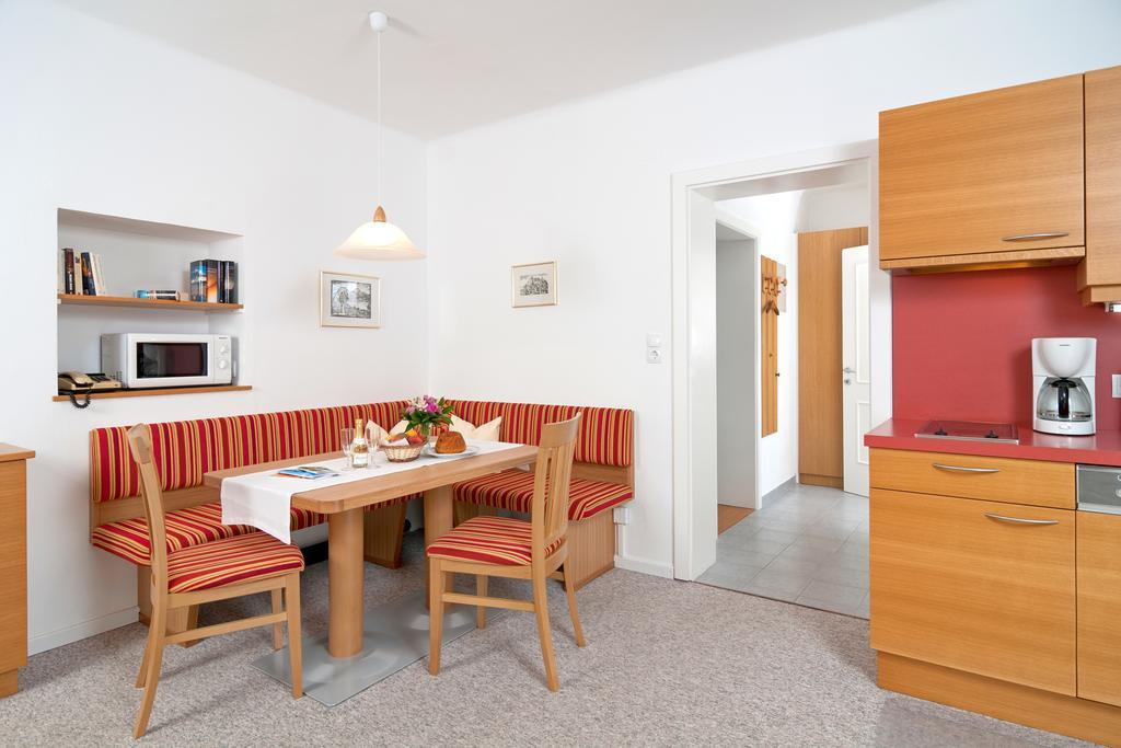 Schuetzenhof Aparthotel Sattendorf Szoba fotó
