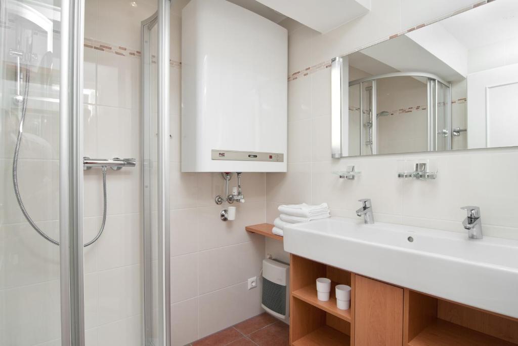 Schuetzenhof Aparthotel Sattendorf Szoba fotó